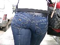 Candid big ass blonde in tight jeans